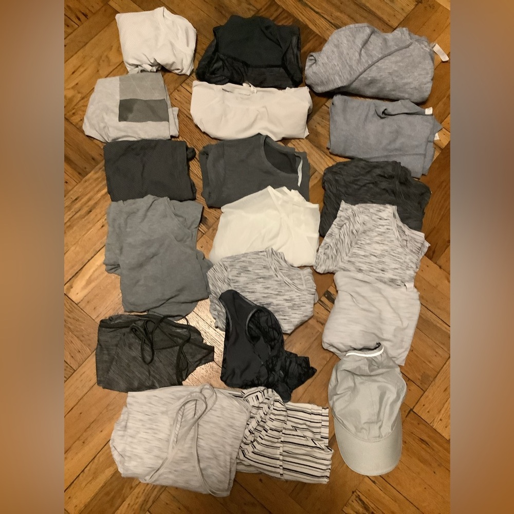 Lululemon 20 piece bundle.